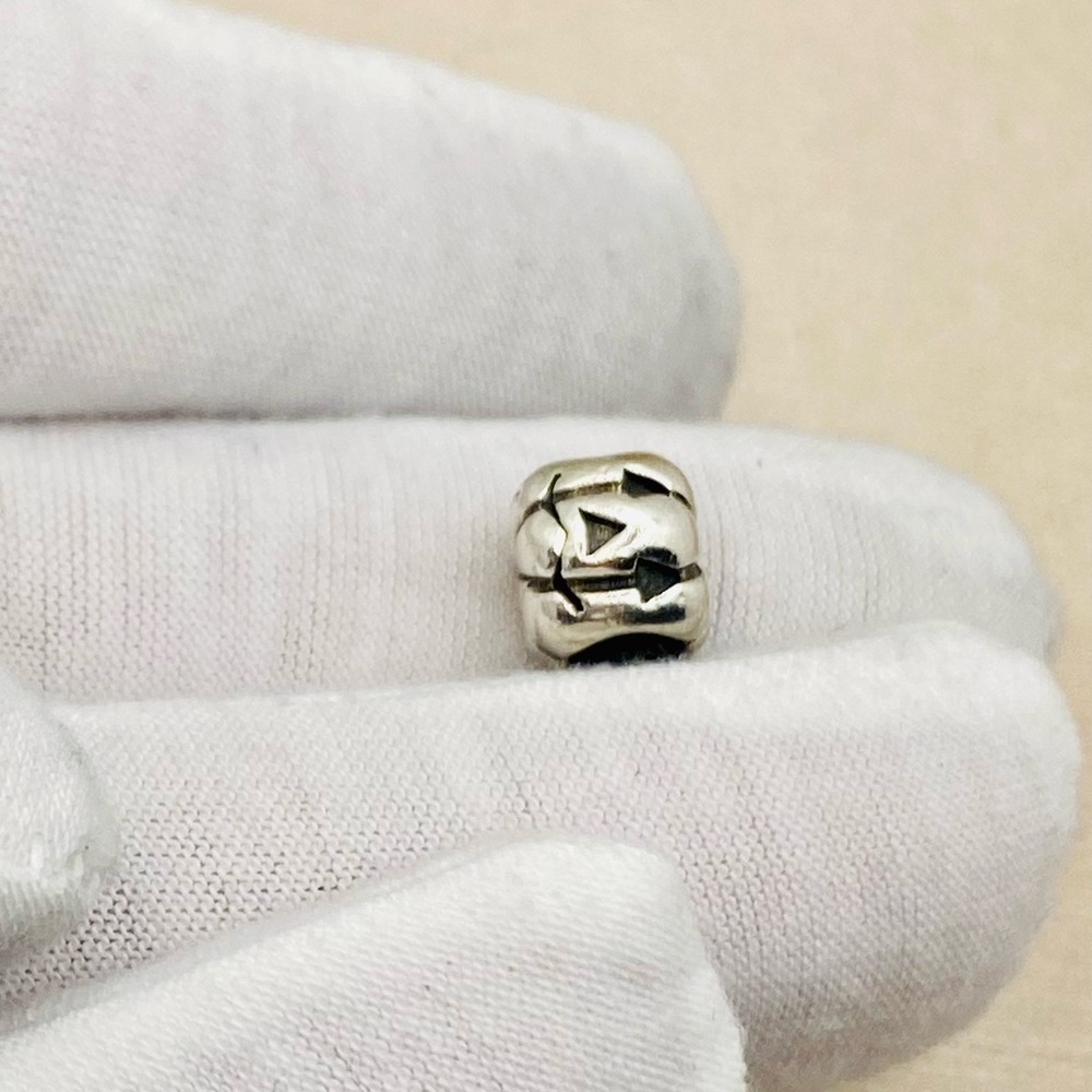 EUC Pandora 790393 Sterling Silver Halloween Jack-O-Lantern Pumpkin Bead - Picture 3 of 8